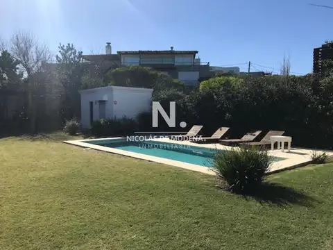 Casa en Venta de 4 dormitorios