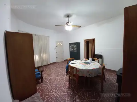 Depto Tipo Casa en Venta en Chilavert, USD 110.000