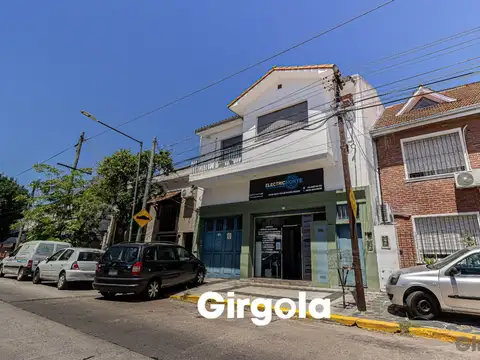 Venta de Casa a remodelar en Martinez