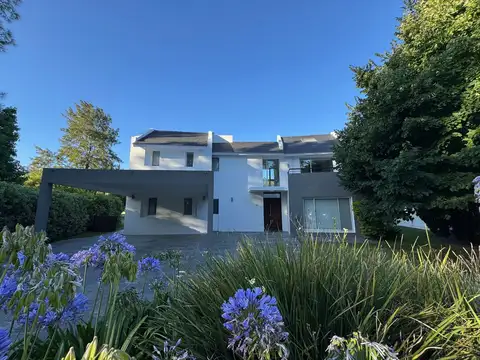 Abril Club De Campo 100