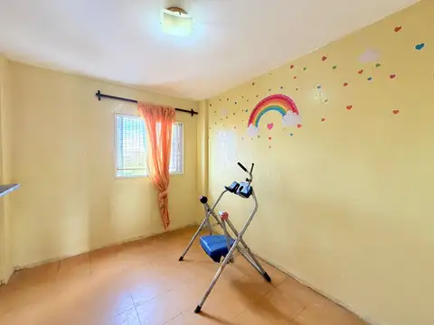 CUATRO AMBIENTES EN VENTA BARRIO PIEDRABUENA