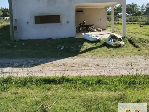 Casa a terminar en venta - 2 Dormitorios - 273Mts2 - Melchor Romero, La Plata