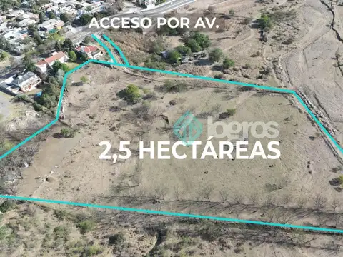 Terreno en venta de 2.5 ha, apto para loteo ha ubicado en Grand Bourg