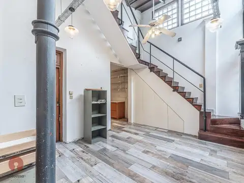 Venta PH 3 ambientes con patio y quincho en Caballito