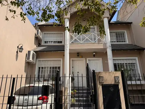 Depto Tipo Casa en Venta de 3 dormitorios