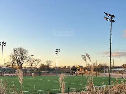 Terreno en Venta en Los Cardos, USD 179.000