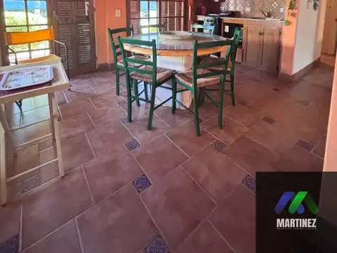 Casa 4 ambientes con 1 baño
