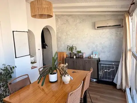 Falucho 1500, Piso 9