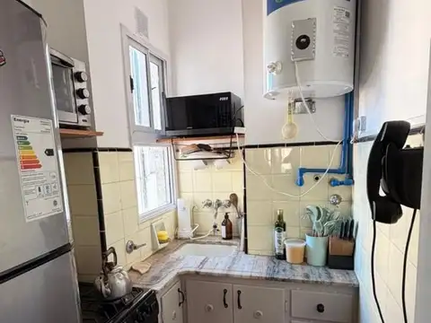 Falucho 1500, Piso 9