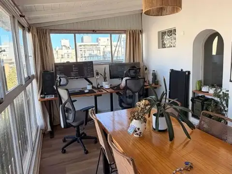 En venta hermoso depto. 2 amb amplio 43mts frente