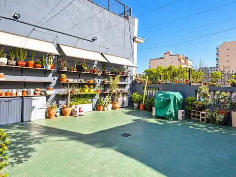Depto Tipo Casa en Venta 111 años