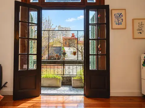 Depto Tipo Casa en Venta de 5 ambientes