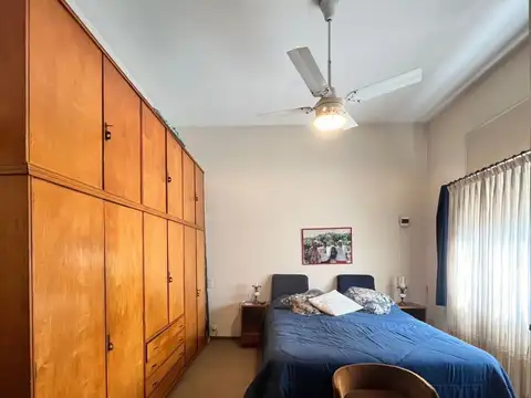 Depto Tipo Casa en Venta en Flores, USD 65.000