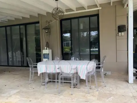 Casa en Venta de 5 dormitorios