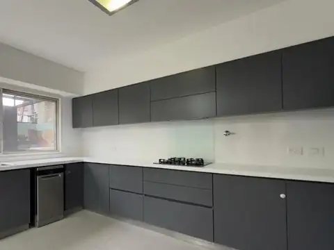 Departamento en Alquiler de 6 ambientes