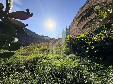 Terreno en Venta en Área de Promoción el Triángulo, USD 180.000