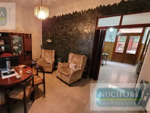Depto Tipo Casa en Venta de 4 ambientes