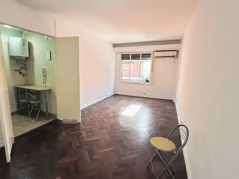 Marcelo Torcuato De Alvear 1200, Piso 7