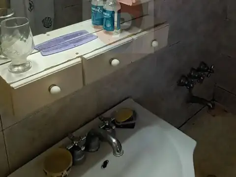 HERMOSO DEPTO DE 4 AMB. - FRENTE C/GRAN BALCON - 3 BAÑOS 