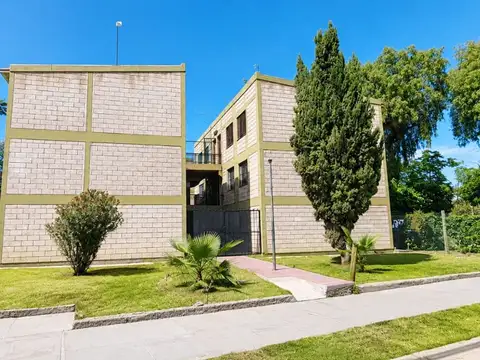 DEPARTAMENTO EN MONOBLOCK LAS HERAS
