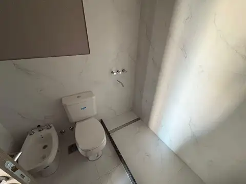 Monoambiente en venta en Floresta. 5°B.