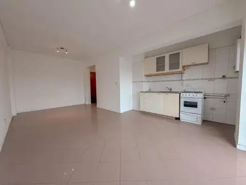 Avenida Triunvirato 5400, Piso 8