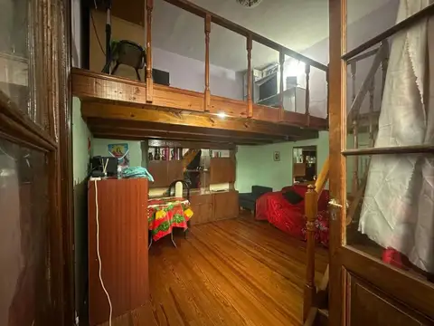Depto Tipo Casa en Venta 63 años