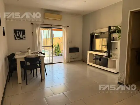 Depto Tipo Casa 4 ambientes con 1 baño