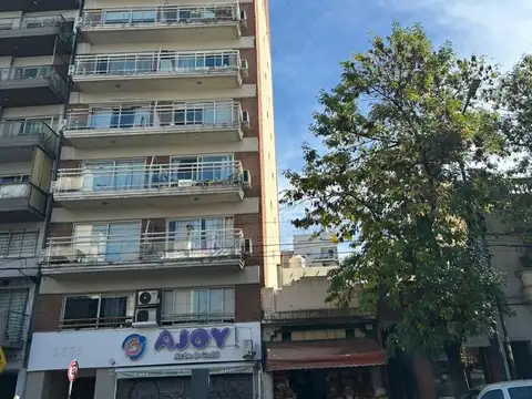 1 AMB 32 M2 14 AÑOS .4º P CONTRAFRENTE BAÑO COMPL  APTO PROF