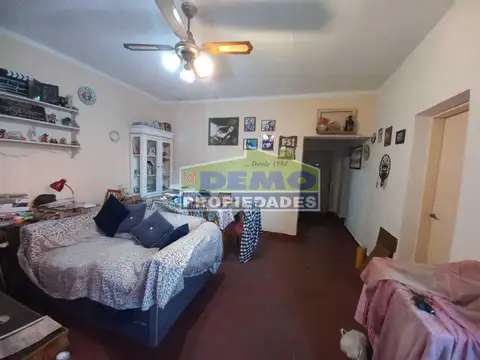 Valparaiso N° 1458 E/ Jose de san Martin y Fco. Beiro