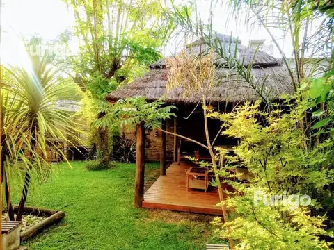 Casa 2 dormitorios en Pérez.