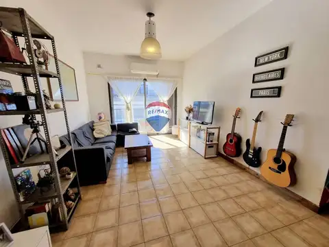 Depto Tipo Casa 4 ambientes con 1 baño