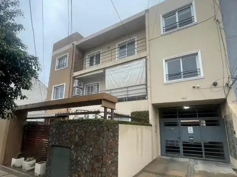 VENTA DEPARTAMENTO 2 AMBIENTES CON COCHERA MERLO