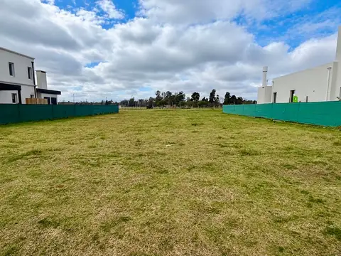 LOTE TERRENO INTERNO BARRIO VILLAGE JOVEN B.VISTA