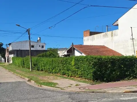 Terreno en Venta en Barrio Lopez De Gomara, USD 255.000