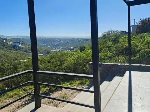 vendo casa moderna, amplia y luminosa con excelente vistas 