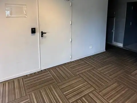 Alquiler Oficina en Emblemático DOT BUILDING - 1600Mts2. - Planta Libre - Saavedra