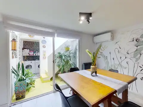 Depto Tipo Casa 4 ambientes con 2 baños