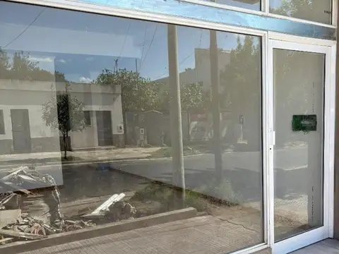 vendo local comercial en calle laprida