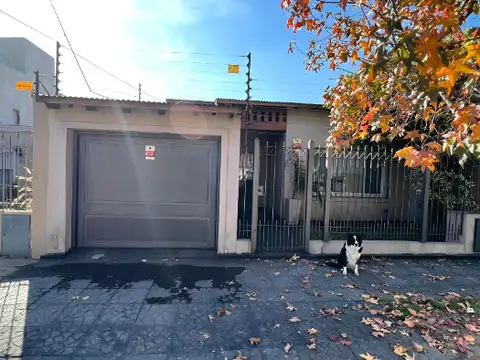 CHALET TOTALMENTE RECICLADO EN HAEDO CHICO