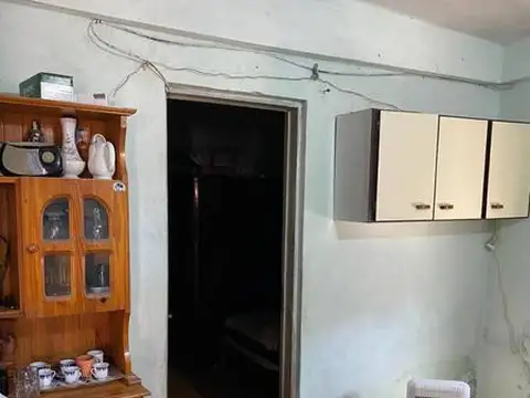 Casa 3 ambientes con 1 baño