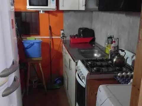Casa en venta - 4 dormitorios 2 baños - 2200mts2 - General Rodriguez