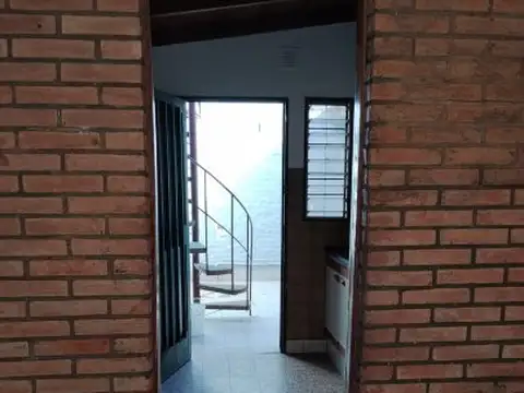 Casa en Alquiler con 1 cochera