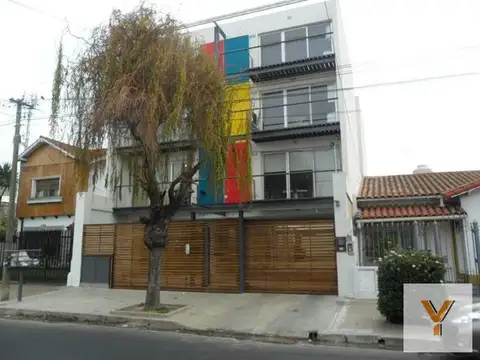 Cochera en venta - 12Mts2 - Villa Sarmiento, Morón