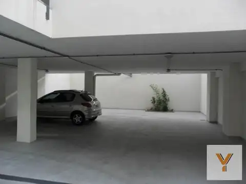 Cochera en venta - 12Mts2 - Villa Sarmiento, Morón