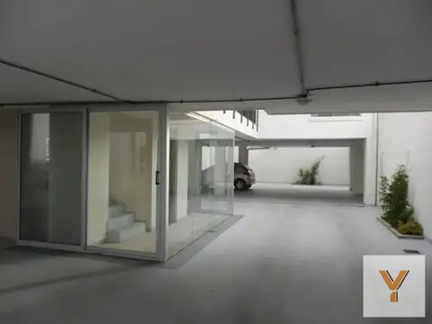 Perú e/ Emilio Mitre y Avenida Presidente Perón