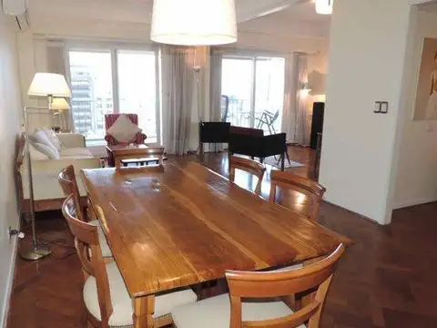 Carlos Pellegrini  al 1300