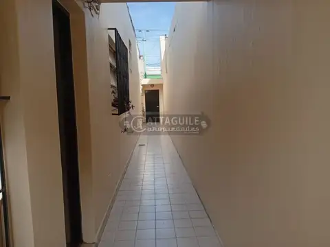 Depto Tipo Casa en Alquiler de 1 dormitorio