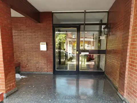 Anselmo Sáenz Valiente 100, Piso 2