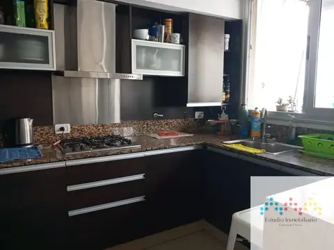 Departamento 4 ambientes con 2 baños